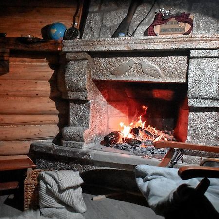 Lodges Veis Kamenice Bagian luar foto